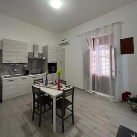 Gioioso Apartment *
